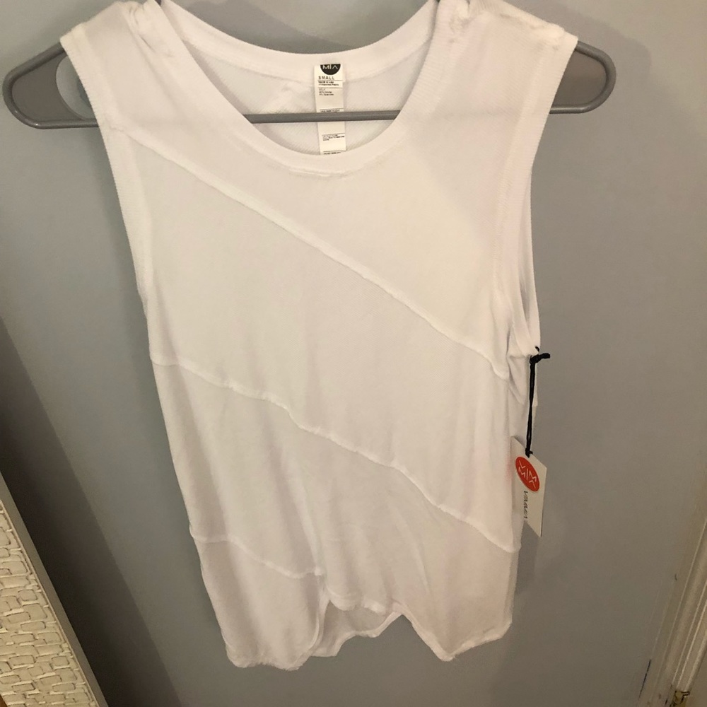 NEW Vimmia white women’s tank top